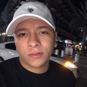 Meet your Posher, Nicolas